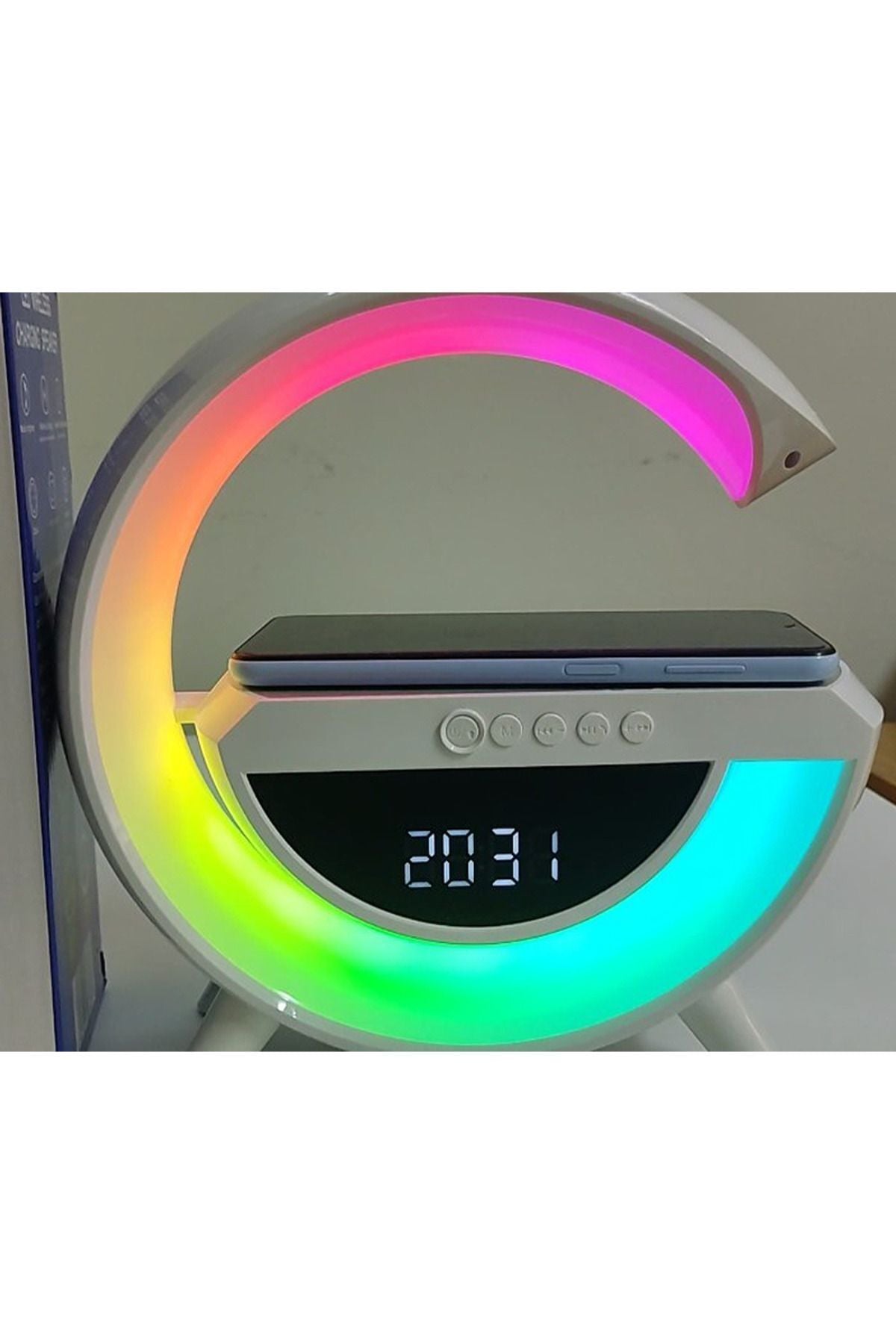 G Kablosuz Şarj, Bluetooth, Müzik Çalar, Alarm, Büyük Saat, Hoparlör Özellikli Masa ve Gece Lambası