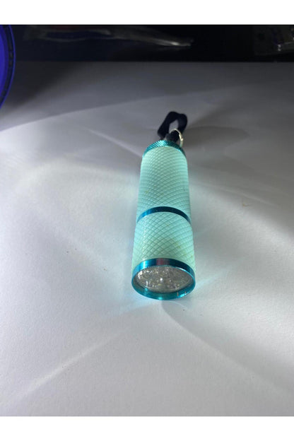 Mini LED El Feneri Anahtarlık – Taşınabilir, Güçlü Işık, Kamp & Acil Durum Feneri